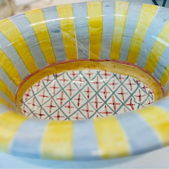 Vintage 1983 MacKenzie-Childs Bearded Iris Hand-Painted Majolica Tureen with Lid - Picture 5 of 7